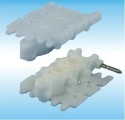 LF63I Flexible chains with side cleats for flexible modular conveyor systems